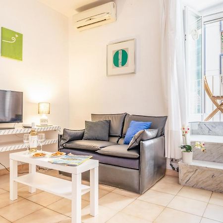 Stazione Centrale & Universita Lovely Apartment バーリ エクステリア 写真