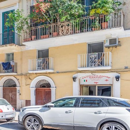 Stazione Centrale & Universita Lovely Apartment バーリ エクステリア 写真