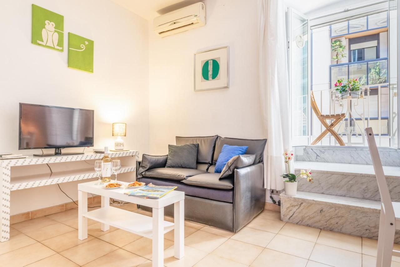 Stazione Centrale & Universita Lovely Apartment バーリ エクステリア 写真