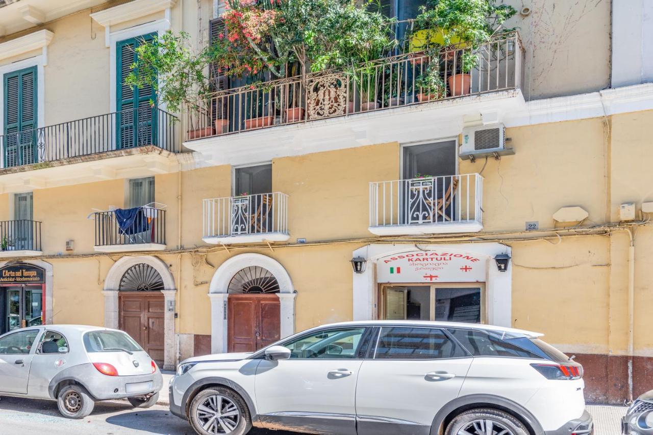 Stazione Centrale & Universita Lovely Apartment バーリ エクステリア 写真